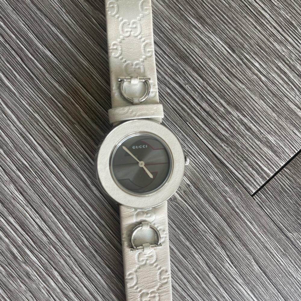Gucci watch